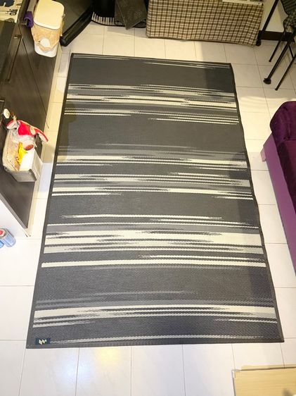 เสื่อปูพื้นห้อง