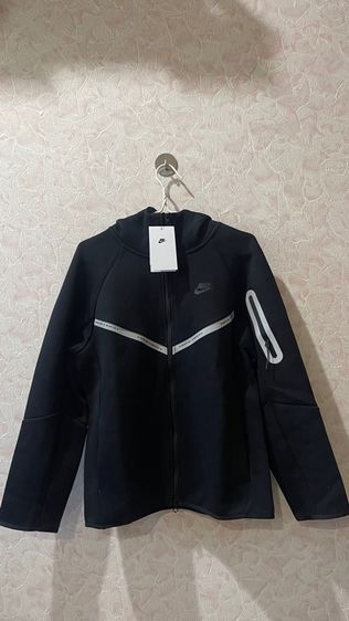 Nike Tech Fleece Windrunner with Reflective 