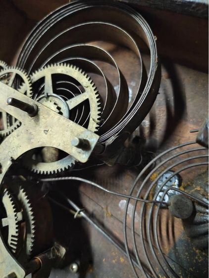 นาฬิกาแขวนโบราณแท้จาก Ansonia Clock Co New York รุ่นทรงแปดเหลี่ยม พร้อม หน้าปัดปฏิทิน รูปที่ 3
