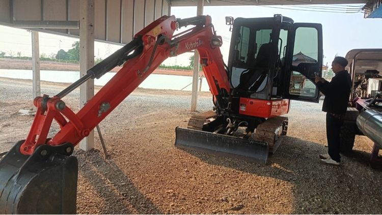 รถแบ๊คโฮ รูปที่ 2