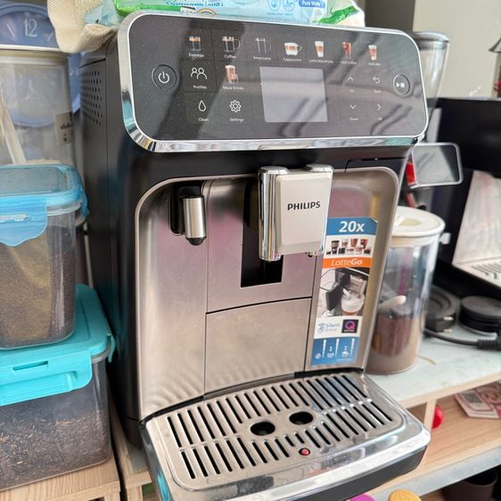 เครื่องชงกาแฟอัตโนมัติ Philips 5400 Series (LatteGo) รูปที่ 2