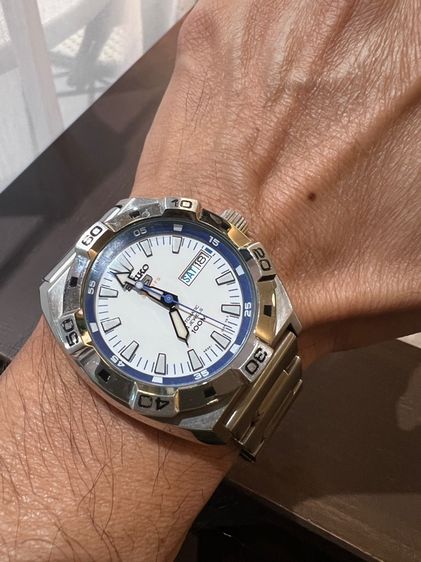 seiko  snow new5 สายเหล็ก พร้อมสายหนัง รูปที่ 3