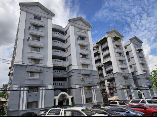 ขายคอนโด(เอกไพลินปาร์ค)ติดเซ็นทรัลรัตนาธิเบศร์(เหมาะกับการอยู่อาศัยหรือให้เช่า)