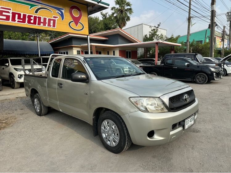 รถ Toyota Hilux Vigo 2.5 J สี เทา