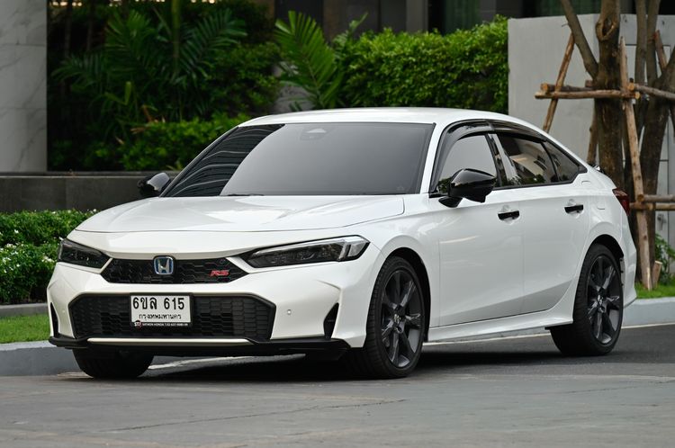 รถ Honda Civic 2.0 eHEV RS สี ขาว