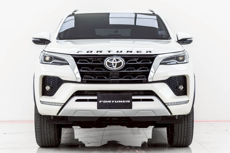 Toyota Fortuner 2022 2.4 G Utility-car ดีเซล ไม่ติดแก๊ส เกียร์อัตโนมัติ ขาว รูปที่ 4