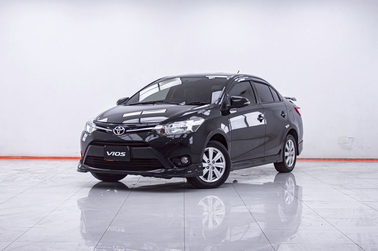 รถ Toyota Vios 1.5 E สี ดำ
