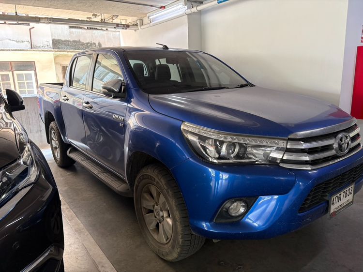 รถ Toyota Hilux Revo 2.8 Prerunner G สี น้ำเงิน