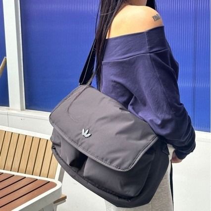 กระเป๋าสพายข้าง อดิแดส คุณภาพดีมาก เหมาะสำหรับชายหญิง น้ำหนักเบา รูปที่ 3