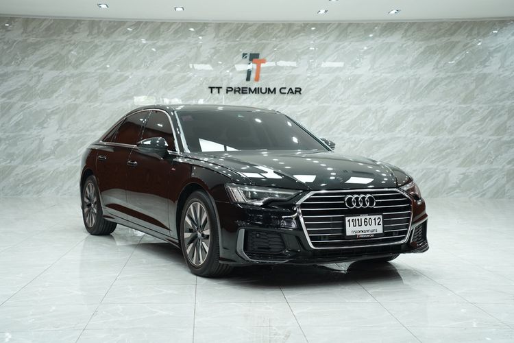 รถ Audi Audi A6  2.0 สี ดำ