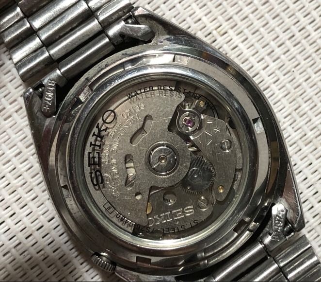 นาฬิกา Seiko 5 7S26 หลังเปลือย หน้าลายผ้า รูปที่ 10