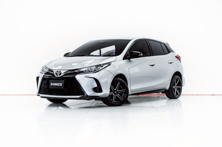 รถ Toyota Yaris 1.2 Sport สี เทา