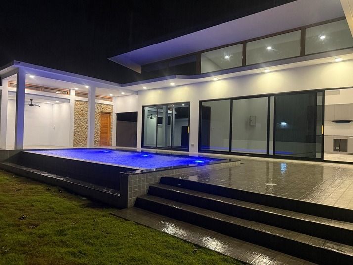 FOR SALE Modern Tropical Pool Villas  Koh Samui, Thailand Under Construction  Site Visit Available