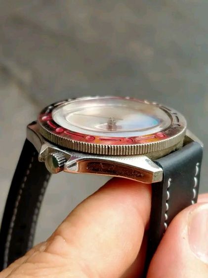 นาฬิการัสเซีย ไขลาน

เช็คล้างเครื่องแล้ว สภาพดี เดินดี  รูปที่ 5