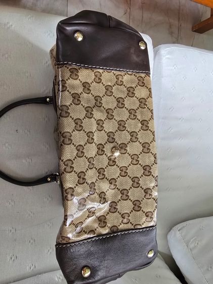 กระเป๋าถือ Gucci  GG Crytal tole มือสองสภาพดี รูปที่ 14