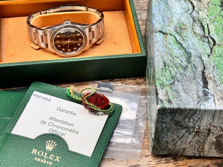 rolex Datejust กล่องใบ เพชรดำ รูปที่ 2