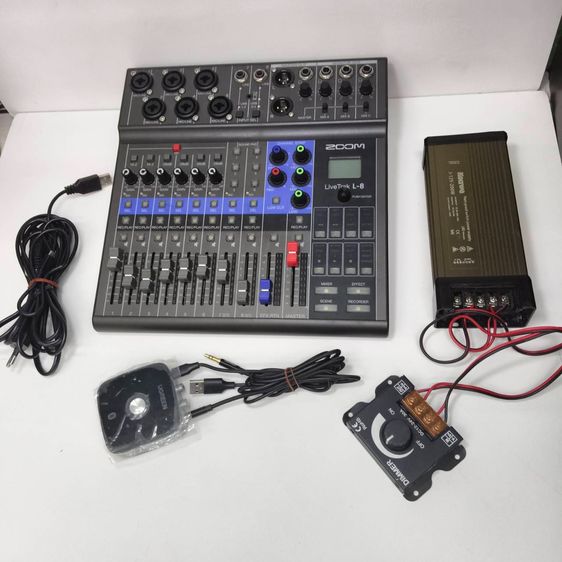 ZOOM LiveTrak L-8 Mixer Audio Interface Recorder มีอุปกรณ์ครบชุด สภาพสวย พร้อมใช้งาน รูปที่ 2