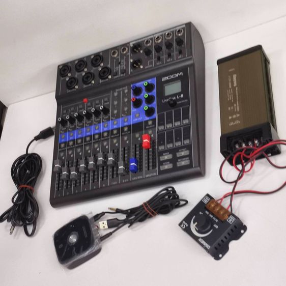 ZOOM LiveTrak L-8 Mixer Audio Interface Recorder มีอุปกรณ์ครบชุด สภาพสวย พร้อมใช้งาน รูปที่ 5