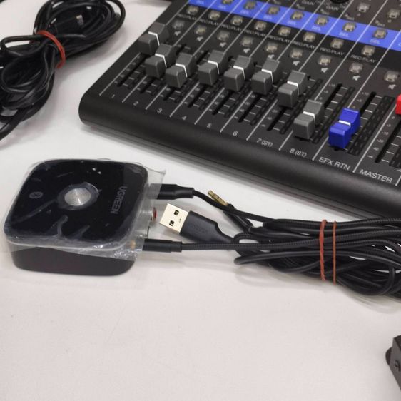 ZOOM LiveTrak L-8 Mixer Audio Interface Recorder มีอุปกรณ์ครบชุด สภาพสวย พร้อมใช้งาน รูปที่ 10