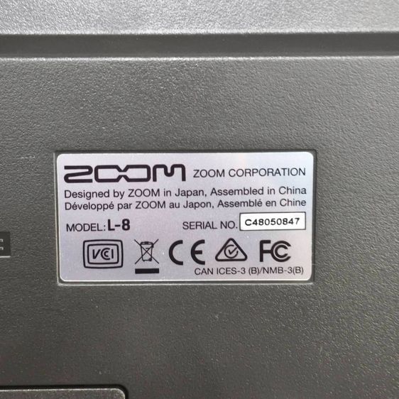 ZOOM LiveTrak L-8 Mixer Audio Interface Recorder มีอุปกรณ์ครบชุด สภาพสวย พร้อมใช้งาน รูปที่ 14