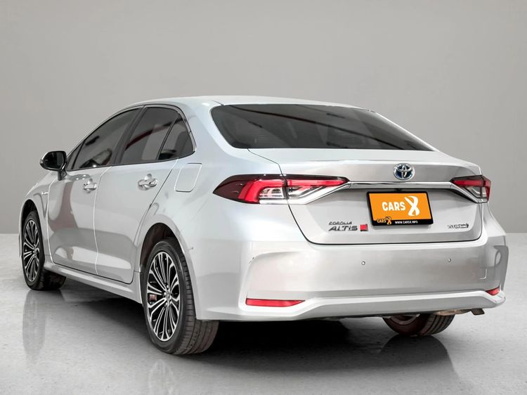 Toyota Altis 2021 1.8 Hybrid Premium Sedan ไฮบริด ไม่ติดแก๊ส เกียร์อัตโนมัติ บรอนซ์เงิน รูปที่ 4
