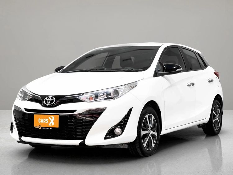 รถ Toyota Yaris 1.2 G สี ขาว