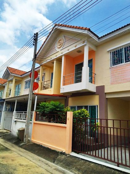 ขายบ้านนิราวิลล์ เอกชัย-โพธิ์แจ้  ทาวน์เฮ้าส์ 2 ชั้น  4 ห้องนอน 3 ห้องน้ำ 