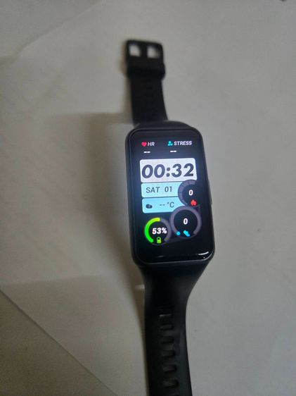 ขาย นาฬิกา Huawei Band 6 สภาพใหม่ สายแท้สีดำ มือสอง