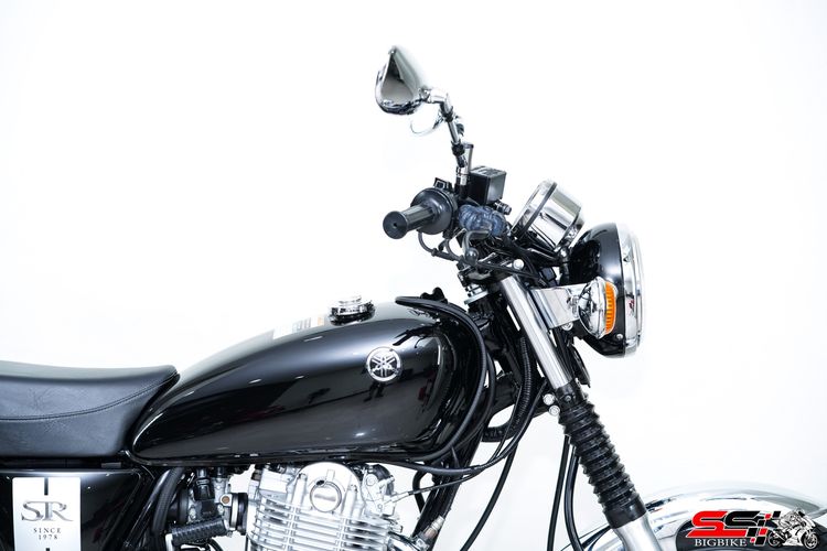 YAMAHA SR400 สีดำ ปี2021 วิ่งน้อย 681 km ไมล์แท้ มือเดียว รถสวยมากสภาพป้ายแดงไร้ริ้วรอย รูปที่ 16