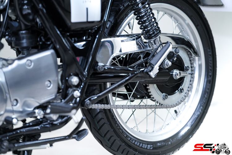 YAMAHA SR400 สีดำ ปี2021 วิ่งน้อย 681 km ไมล์แท้ มือเดียว รถสวยมากสภาพป้ายแดงไร้ริ้วรอย รูปที่ 14