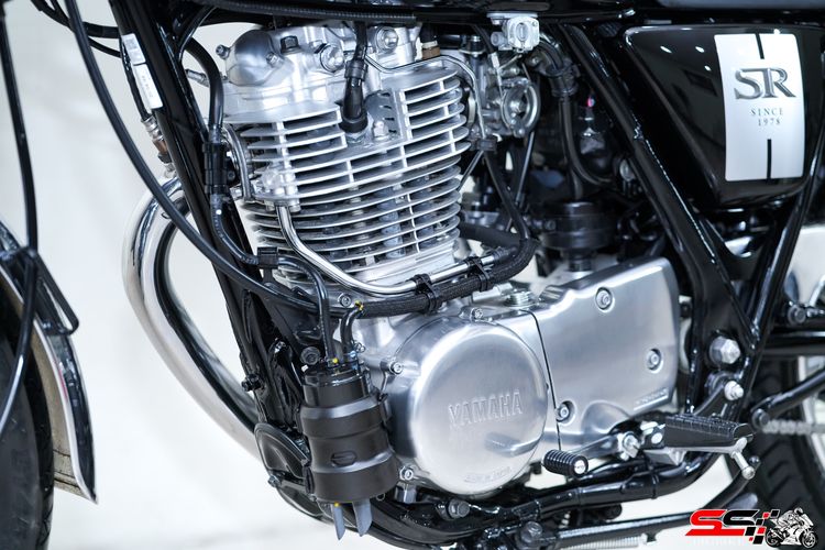 YAMAHA SR400 สีดำ ปี2021 วิ่งน้อย 681 km ไมล์แท้ มือเดียว รถสวยมากสภาพป้ายแดงไร้ริ้วรอย รูปที่ 18