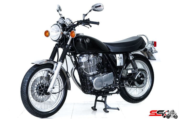 YAMAHA SR400 สีดำ ปี2021 วิ่งน้อย 681 km ไมล์แท้ มือเดียว รถสวยมากสภาพป้ายแดงไร้ริ้วรอย รูปที่ 13
