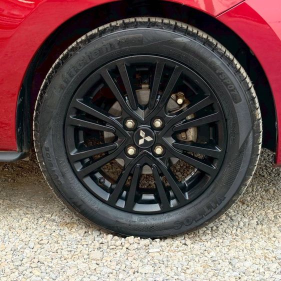 Mitsubishi Mirage 2018 1.2 GLS LTD Sedan เบนซิน ไม่ติดแก๊ส เกียร์อัตโนมัติ แดง รูปที่ 3