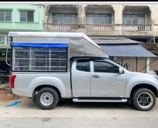 หลังคารถกระบะ Isuzu Space Cab ปี 2021