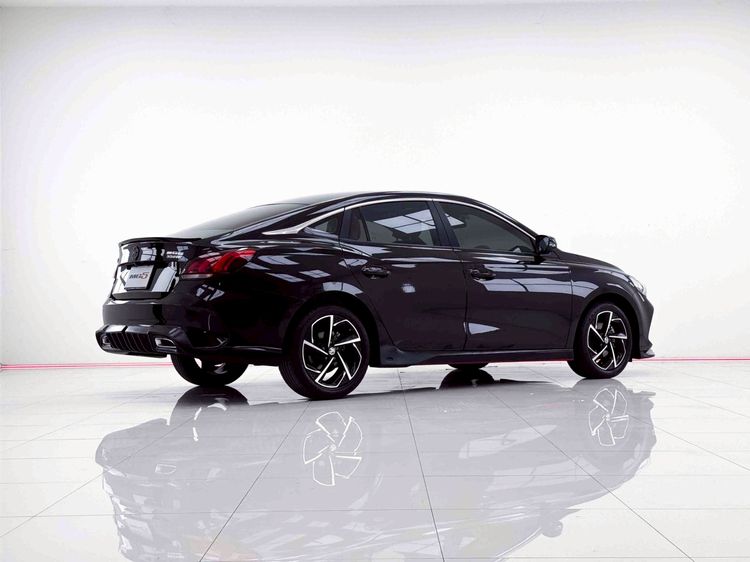 MG MG5 2024 1.5 X Sedan เบนซิน ไม่ติดแก๊ส เกียร์อัตโนมัติ ดำ รูปที่ 4