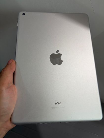 Apple 128 GB ipad gen8 wifi 128g