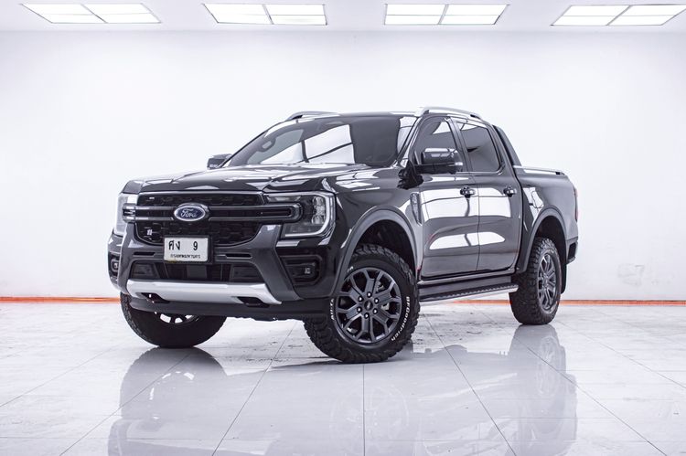 รถ Ford Ranger 2.0 Hi-Rider Wildtrak สี ดำ