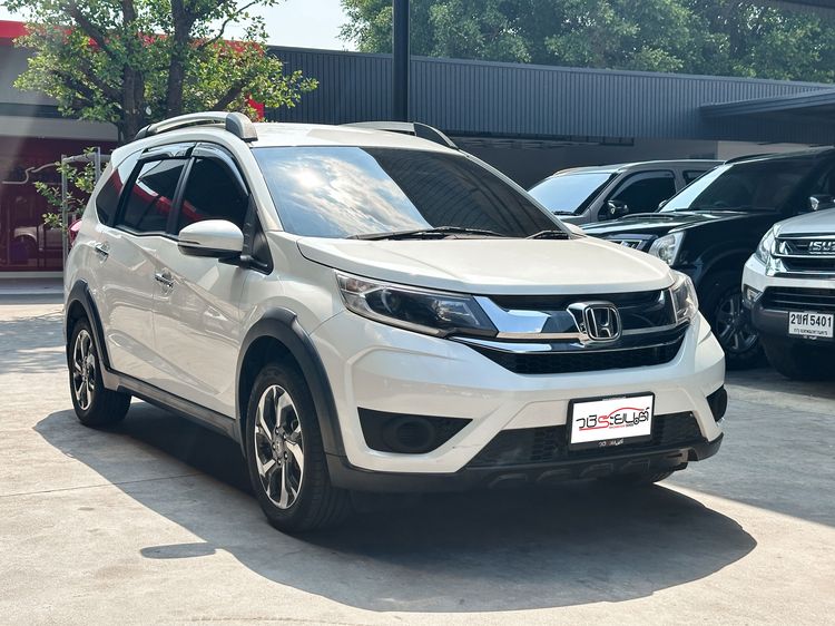 Honda BR-V 2016 1.5 V Utility-car เบนซิน เกียร์อัตโนมัติ ขาว รูปที่ 3