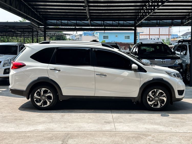 Honda BR-V 2016 1.5 V Utility-car เบนซิน เกียร์อัตโนมัติ ขาว รูปที่ 4