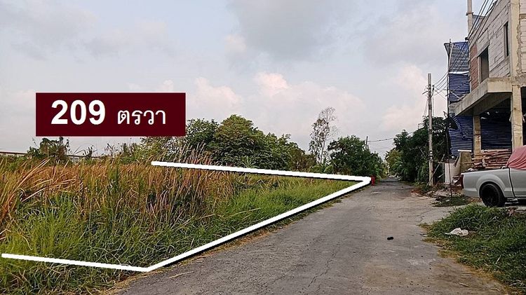 ขายที่ดิน 209 ตารางวา ทำเล ราคาพิเศษ ราคาทุนเก่า 5016000 บาท เหมาะสร้างบ้านใหญ่สวยๆ หรืออพาร์ทเม้น หรือบ้านเช่าอย่างดี แปลงไม่เล็กในทำ รูปที่ 3
