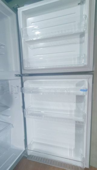 ตู้เย็น2ประตู6.4คิวTOSHIBA
สีดำ(อมเทา)-Dark Silver
 รูปที่ 4