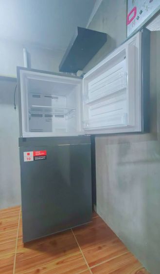 ตู้เย็น2ประตู6.4คิวTOSHIBA
สีดำ(อมเทา)-Dark Silver
 รูปที่ 8