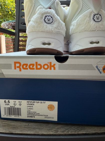 LINE FRIENDS BT21 x REEBOK INSTAPUMP FURY RJ EDITION รูปที่ 9