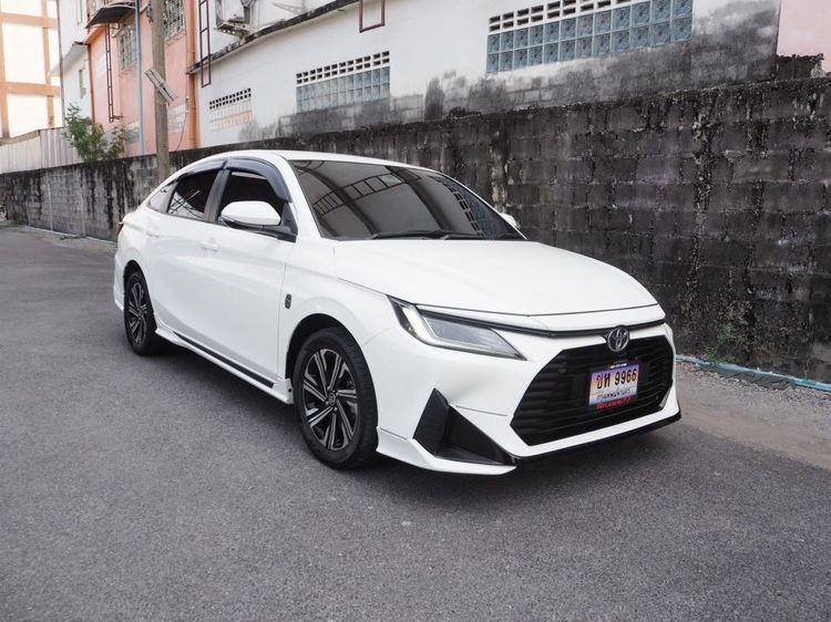 Toyota Yaris ATIV 2023 1.2 Smart Sedan เบนซิน ไม่ติดแก๊ส เกียร์อัตโนมัติ ขาว รูปที่ 2