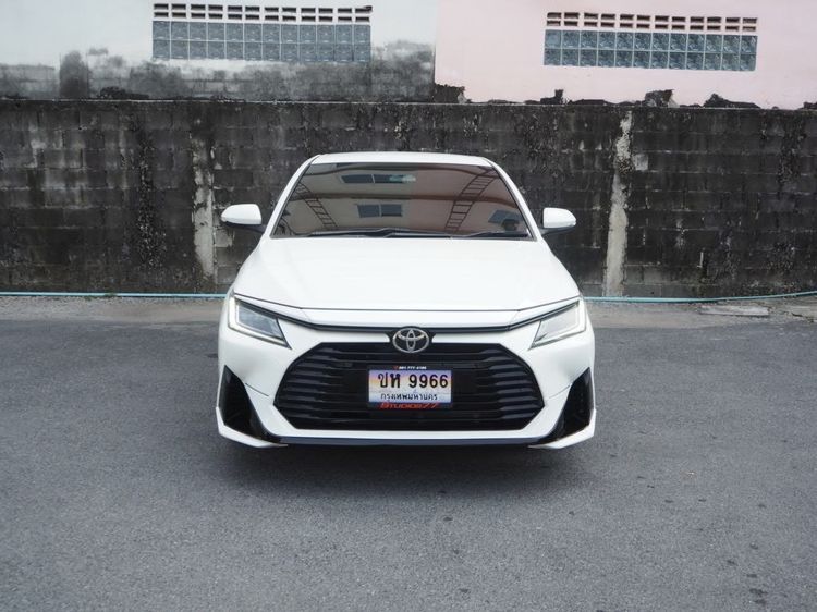 Toyota Yaris ATIV 2023 1.2 Smart Sedan เบนซิน ไม่ติดแก๊ส เกียร์อัตโนมัติ ขาว รูปที่ 3