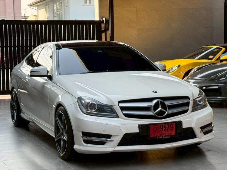 Mercedes-Benz C-Class 2011 C180 AMG Sedan เบนซิน ไม่ติดแก๊ส เกียร์อัตโนมัติ ขาว รูปที่ 3