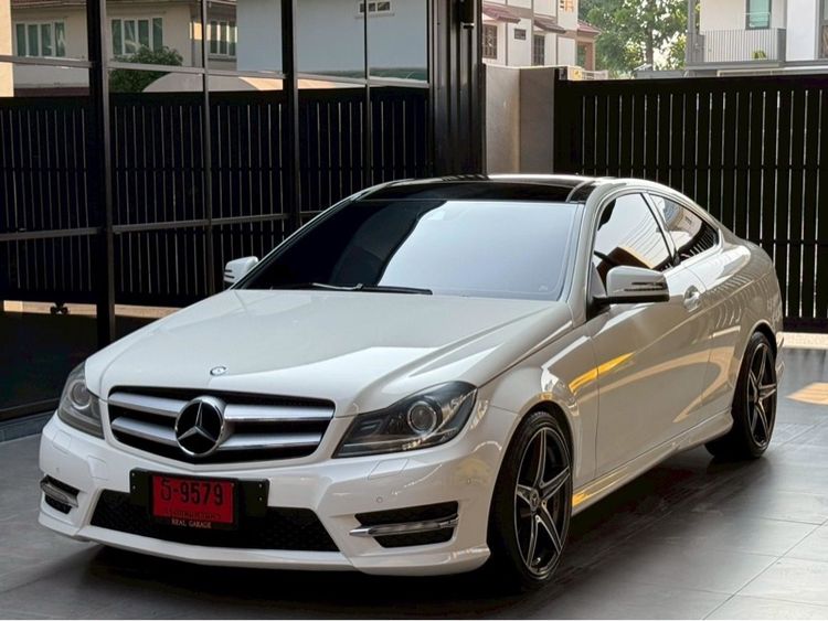 Mercedes-Benz C-Class 2011 C180 AMG Sedan เบนซิน ไม่ติดแก๊ส เกียร์อัตโนมัติ ขาว