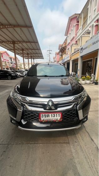 รถ Mitsubishi Pajero Sport 2.4 Prime 2WD สี ดำ