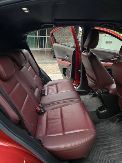 Honda HR-V 2019 1.8 RS Sedan เบนซิน ไม่ติดแก๊ส เกียร์อัตโนมัติ แดง รูปที่ 2