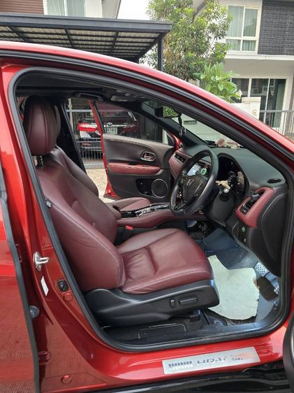 Honda HR-V 2019 1.8 RS Sedan เบนซิน ไม่ติดแก๊ส เกียร์อัตโนมัติ แดง รูปที่ 4
